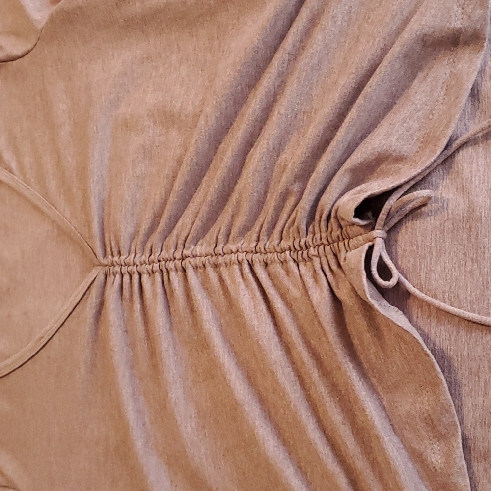 NWT ZOBHA Ruched Front Top - Picture 7 of 11